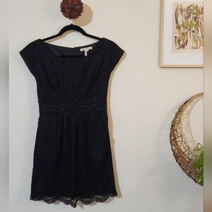 BCBGeneration Black Lace Cap Sleeve Mini Dress. Size 2